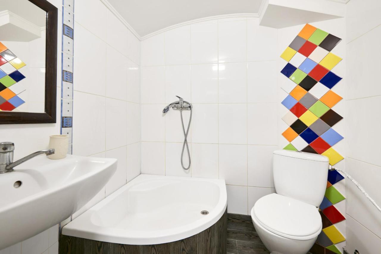 Квартира Для Вас! Вул. Голинського, 8! Leilighet Lviv Eksteriør bilde